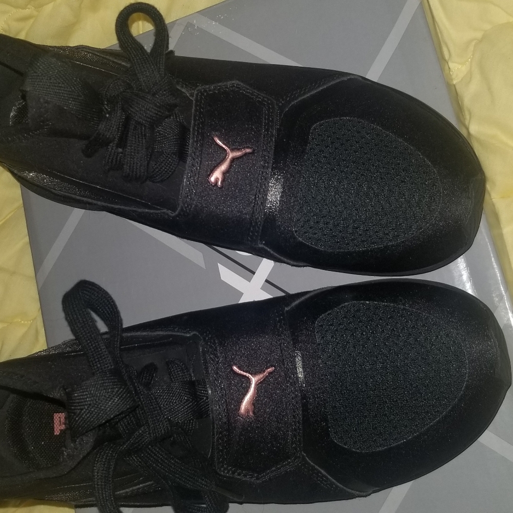 Women sneakers